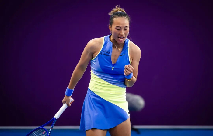 彩客网官网-【声音】郑钦文：里巴还是教练，手肘在24年就隐约作痛|WTA1000|WTA500|莱巴金娜|澳网|比赛_新浪新闻